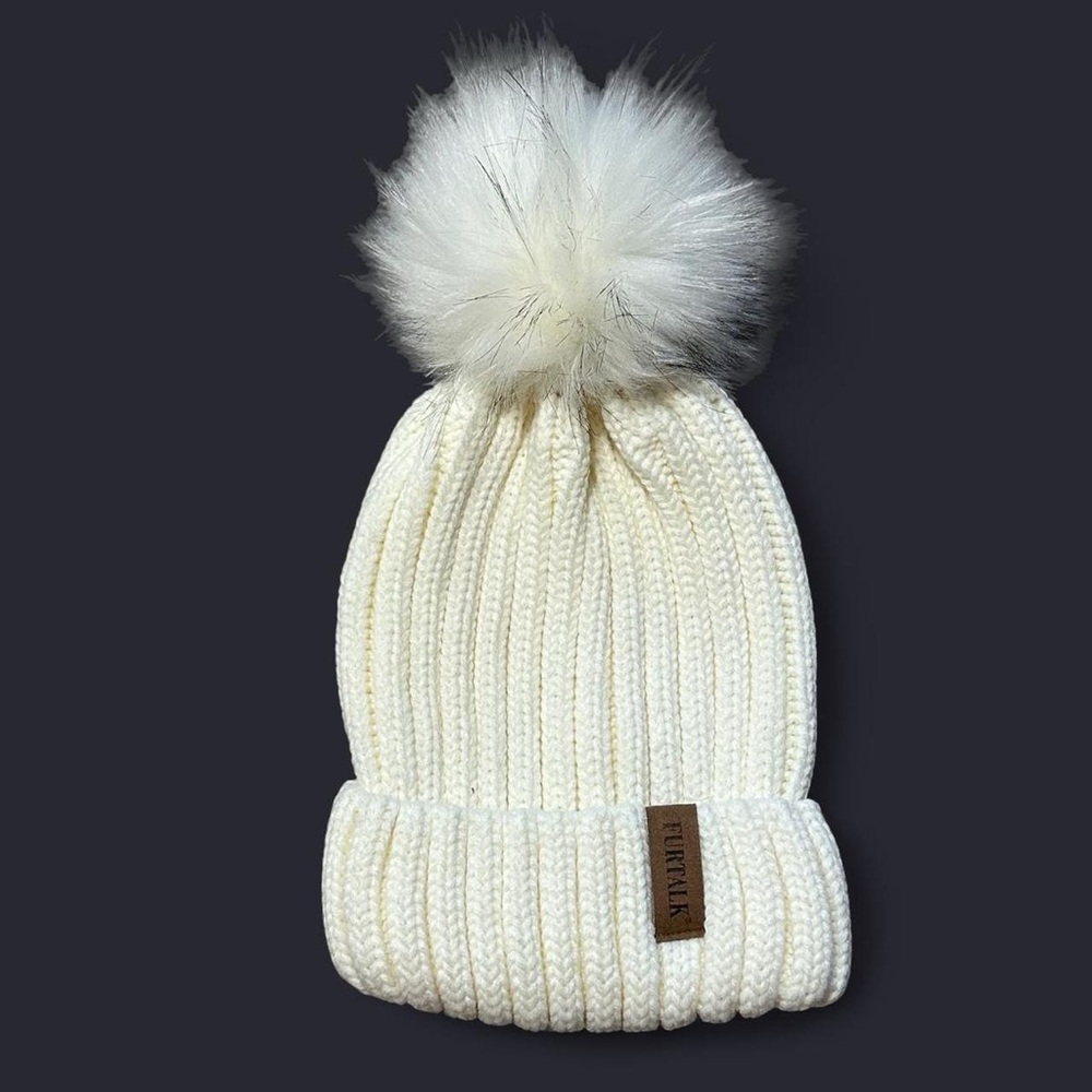 Winter white knit furtalk beanie with faux fur pom pom
